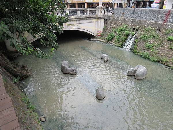 綠川, 台中市, 中區, 中山路