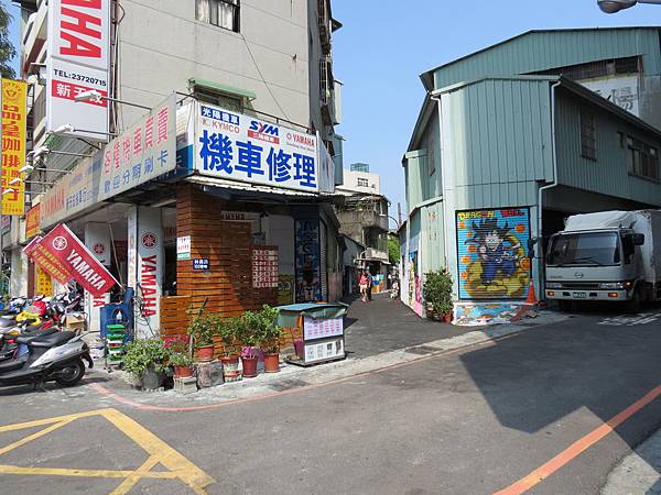 台中動漫彩繪巷(海賊王彩繪), 台中市, 西區, 林森路