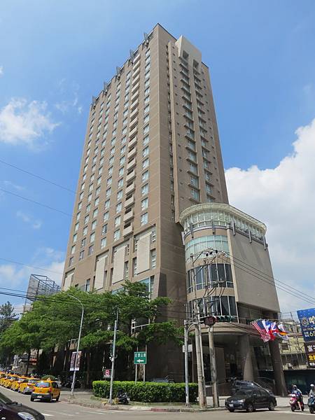 新竹老爺酒店, 新莊火車站, 新竹市, 東區, 光復路 新竹老爺酒店, 新莊火車站, 新竹市, 東區, 光復路