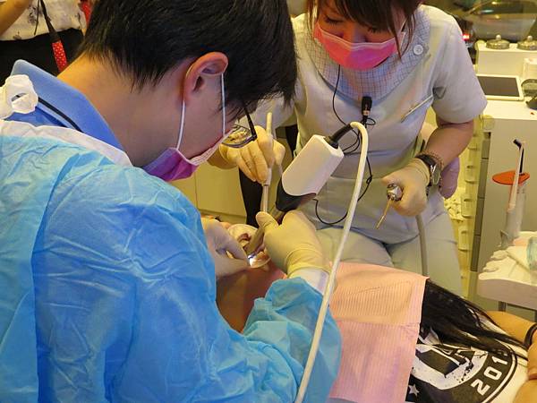 悅庭牙醫診所, 數位口掃機 悅庭牙醫診所, 數位口掃機