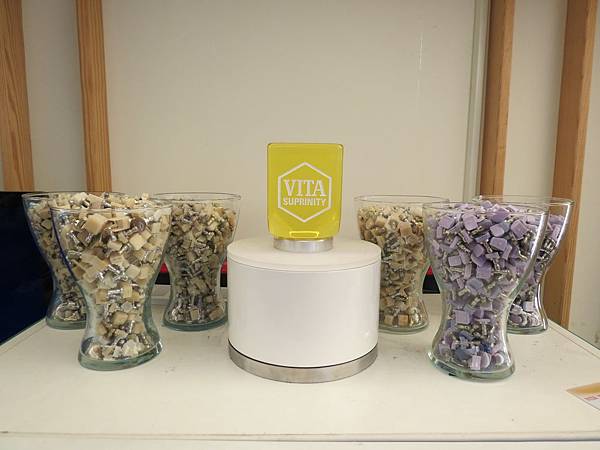 悅庭牙醫診所, 瓷體 悅庭牙醫診所, 瓷體