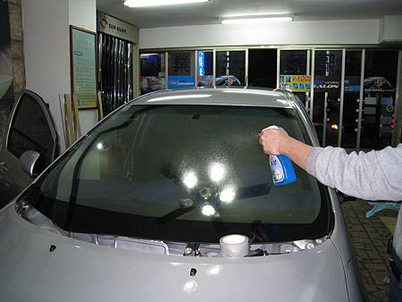 汽車玻璃安裝流程24