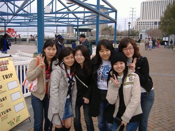 和韓國女生們
