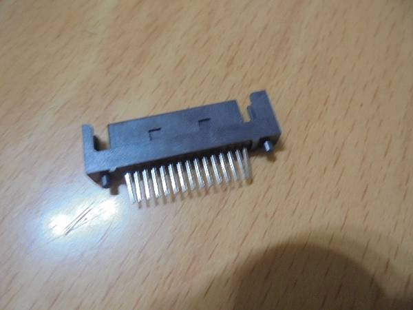 【讀取正確】三家品牌2TB/4TB硬碟九顆3.5吋裸碟裝在