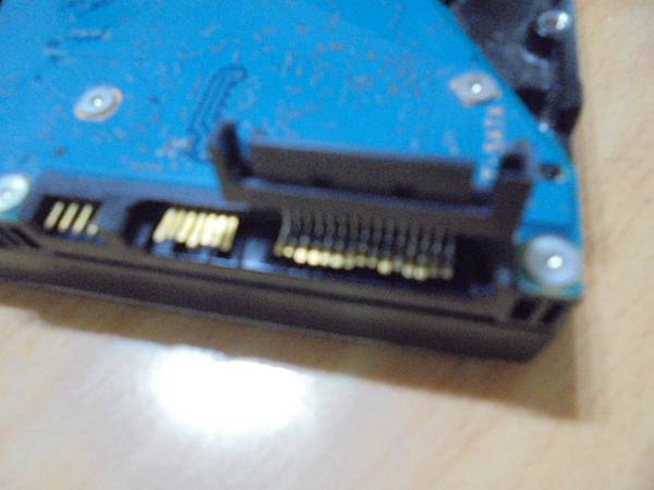 【逐一更換】三家品牌2TB/4TB硬碟九顆3.5吋裸碟裝在