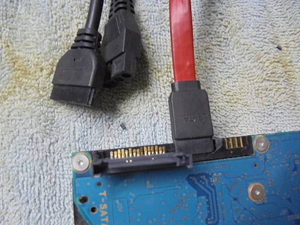 【逐一更換】三家品牌2TB/4TB硬碟九顆3.5吋裸碟裝在