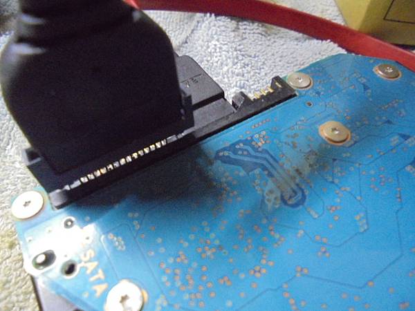 【逐一更換】三家品牌2TB/4TB硬碟九顆3.5吋裸碟裝在