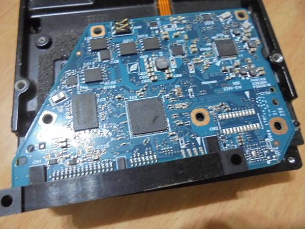 【SATA接座】三個品牌2TB/4TB硬碟九顆3.5吋裸碟