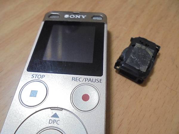 【正確充電】SONY索尼ICD-UX560F4GB錄音筆使