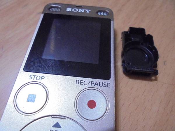 【正確充電】SONY索尼ICD-UX560F4GB錄音筆使