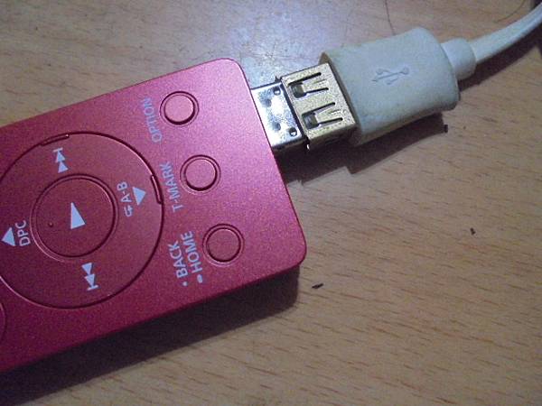 【傳輸正確】SONY索尼ICD-UX560F4GB錄音筆使