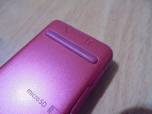 【正確充電】SONY索尼ICD-UX560F4GB錄音筆使