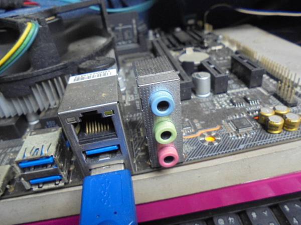 【Yahoo郵件】BUFFALO巴比祿1TBHD-PNTU