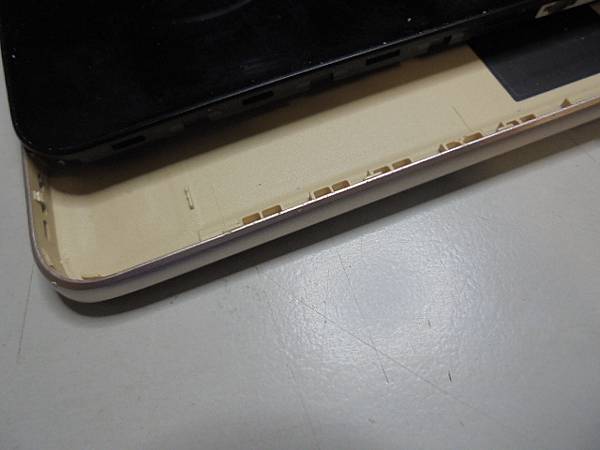 【無法充電】ASUS華碩ZenFone Live(L1)X0 【無法充電】ASUS華碩ZenFone Live(L1)X0