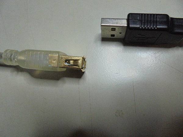 【存進音檔】SONY索尼ICD-UX560F4GB錄音筆先