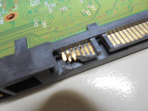 【0403地震】WD威騰6TB裸碟3.5吋裸碟當資料碟插入