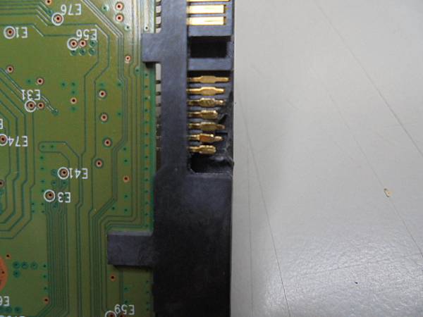 【7Pin摔壞】WD威騰裸碟3.5吋6TB裸碟當資料碟插入