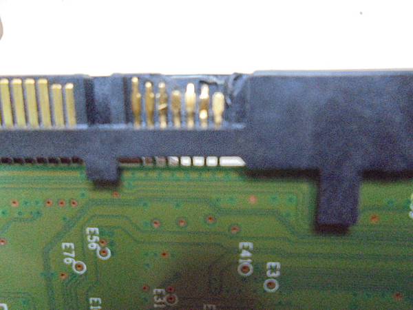 【7Pin摔壞】WD威騰裸碟3.5吋6TB裸碟當資料碟插入