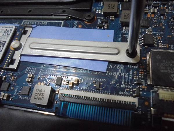 【異常情況】DELL戴爾P114G筆記型電腦Inspiro