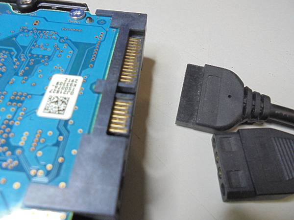 【補班當日】TOSHIBA東芝500GB7200轉3.5吋