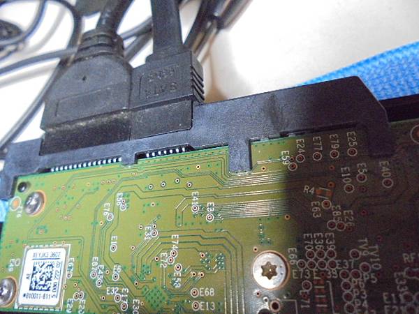 【露天拍賣】WD威騰6TB裸碟3.5吋裸碟當資料碟插入硬碟