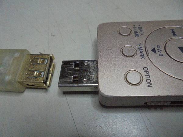 【前年客人】SONY索尼ICD-UX560F4GB錄音筆先