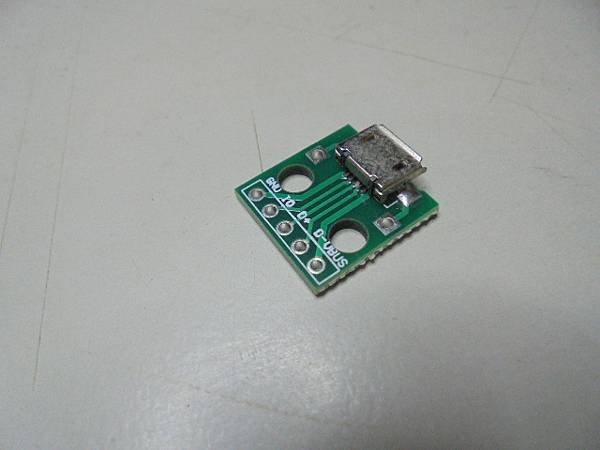 【拆殼檢測】SONY索尼ICD-UX560F4GB錄音筆先