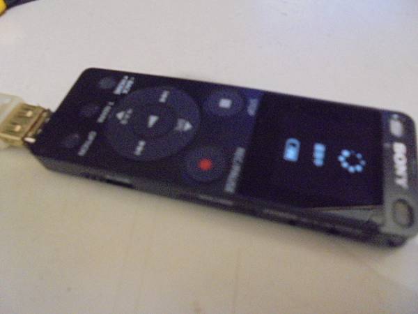【移電路板】SONY索尼4GBICD-UX560F錄音筆是