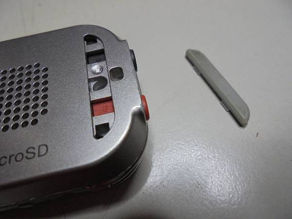 【宅配檢測】SONY索尼ICD-UX533F4GB錄音筆先