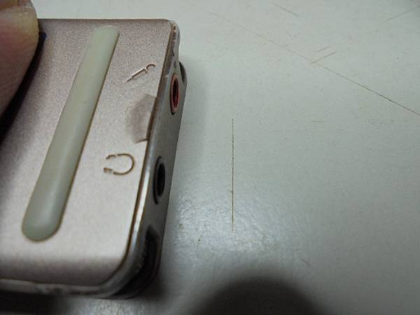 【水漬痕跡】SONY索尼ICD-UX560F4GB錄音筆先