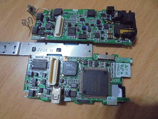 【存隨身碟】TOSHIBA東芝64MBDMR-1800S錄