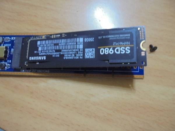 【日本製造】FUJITSU富士通LIFEBOOK筆記型電腦5