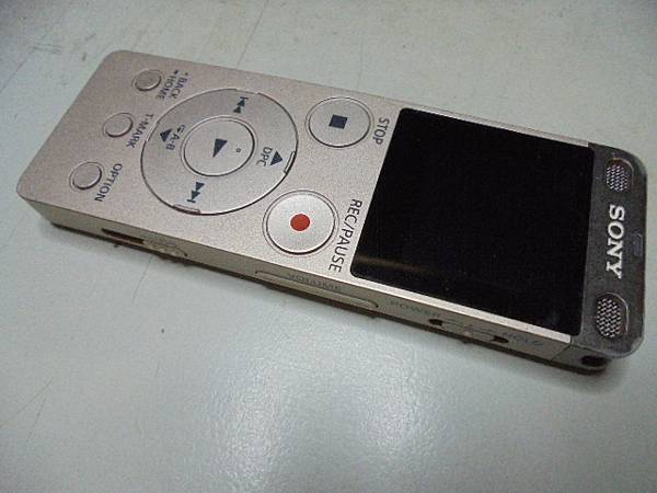 【拆板清潔】SONY索尼ICD-UX560F～4GB錄音筆先