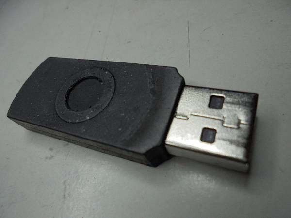 【檔案完整】YCM永進機械FV102A32GB隨身碟插PC