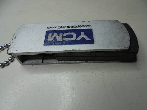 【帶回拷貝】YCM永進機械FV102A～32GB隨身碟插PC