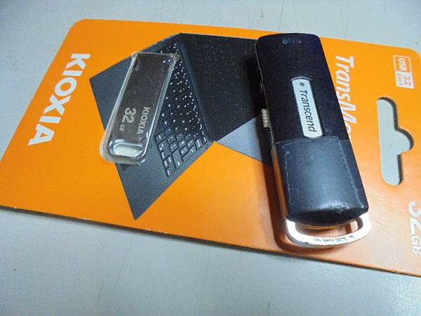 【確認取回】Transcend創見8GBJetFlash隨