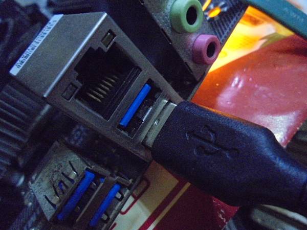 【檔案均在】WD威騰3TBBLACK硬碟3.5吋要移動至其