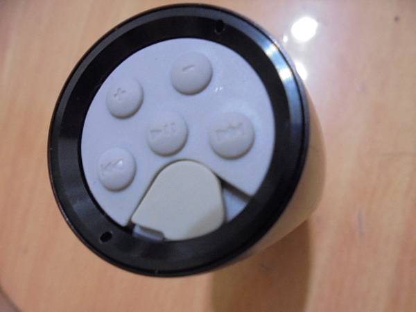 【拆殼檢測】podio百剛BA205-LN隨身音樂棒2GB