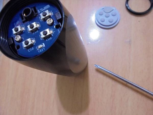 【完修寄回】podio百剛BA205-LN隨身音樂棒2GB