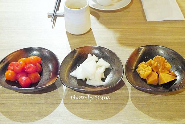 1-2 (2).jpg 1-2 (2).jpg