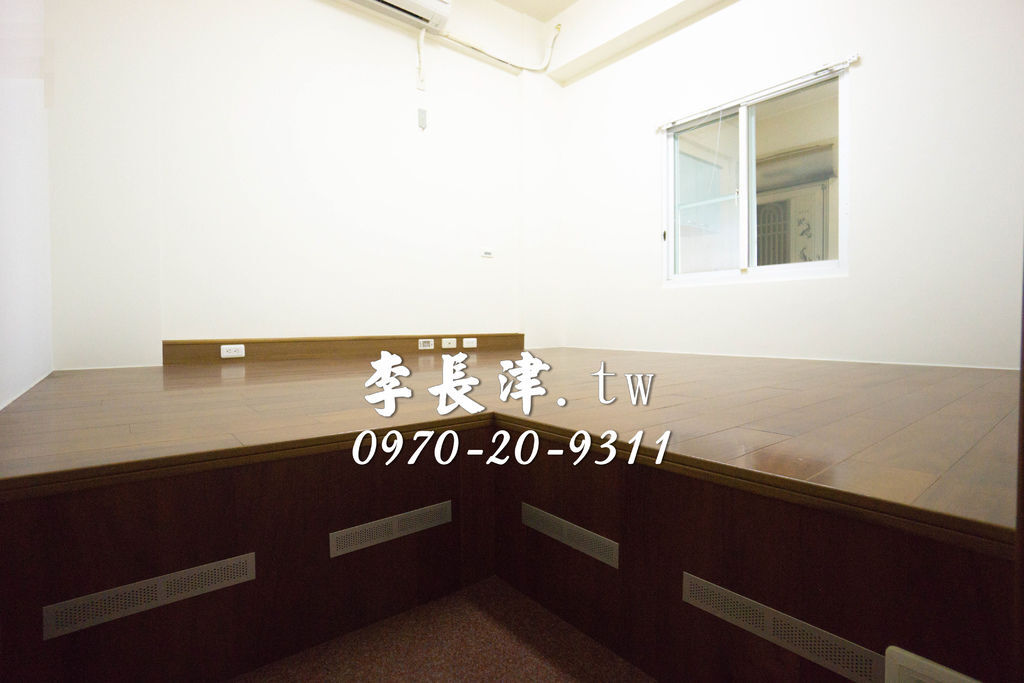 7原木孝親房鋪設 7原木孝親房鋪設