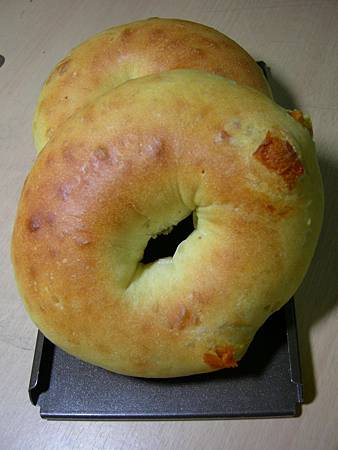 桂香芒果乳酪麵包