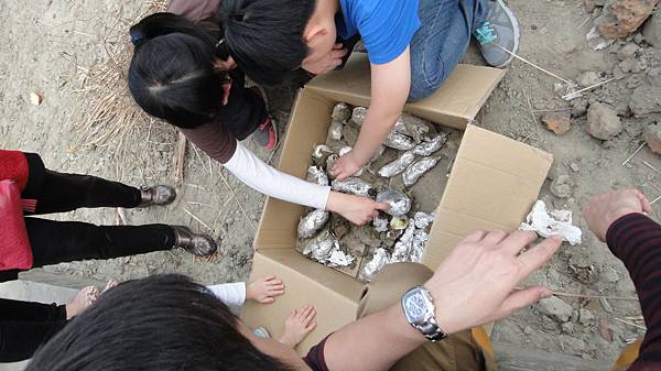 2014 今年過年  初二 老家 烤土窯 