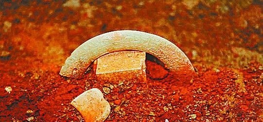 ｛春秋玉閣｝朱砂在墓穴中的化學作用！在玉器上的變化