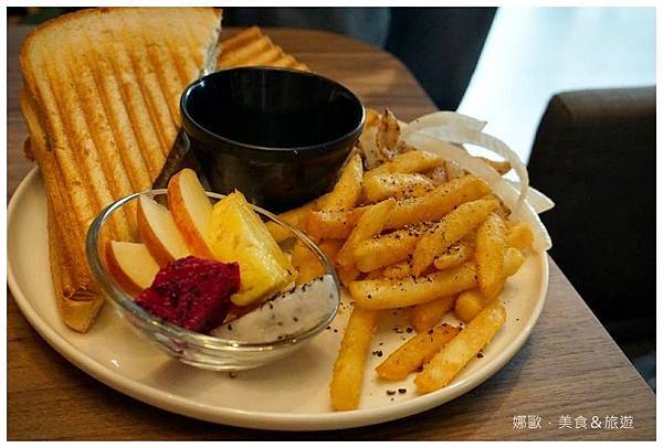 44081578_10210379491322196_7925277871684190208_n.jpg 44081578_10210379491322196_7925277871684190208_n.jpg