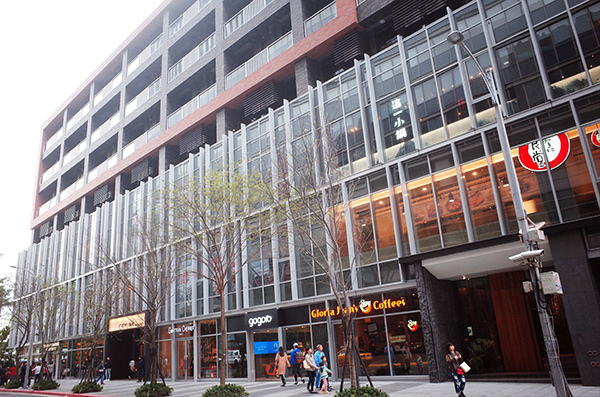 松山車站蔦屋 TSUTAYA BOOKS 松山車站蔦屋 TSUTAYA BOOKS