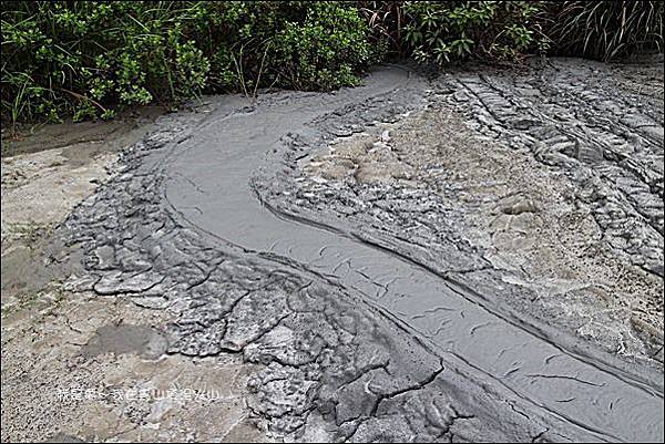 烏山頂泥火山14.jpg 烏山頂泥火山14.jpg