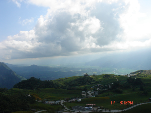 伍十石山的天空-1.JPG