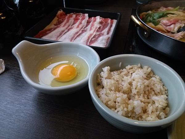 糙米飯+蛋