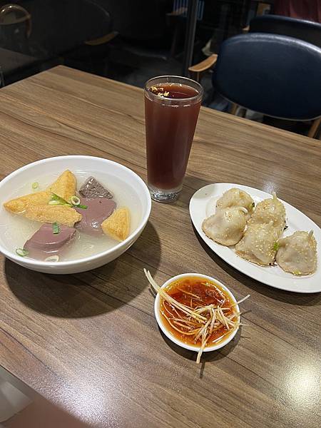 滬舍餘味餐館 - 多比方晚餐